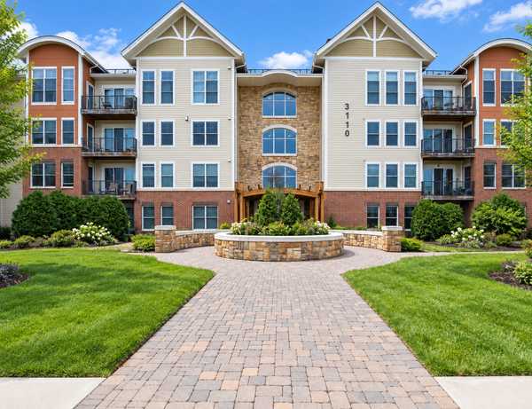 3110 N Chestnut ST #308, Chaska, MN 55318