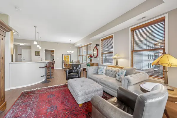 3110 N Chestnut ST #308, Chaska, MN 55318