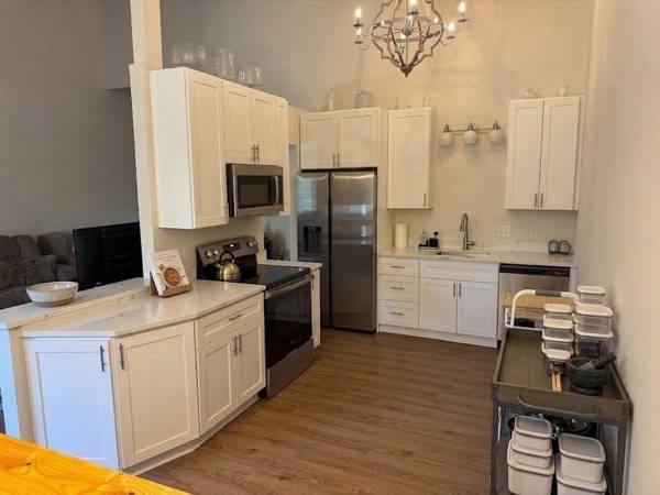 11012 Trail West RD, Bloomington, MN 55437