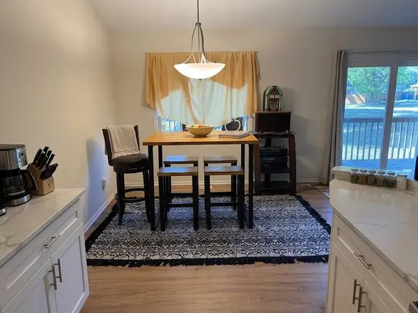 11012 Trail West RD, Bloomington, MN 55437
