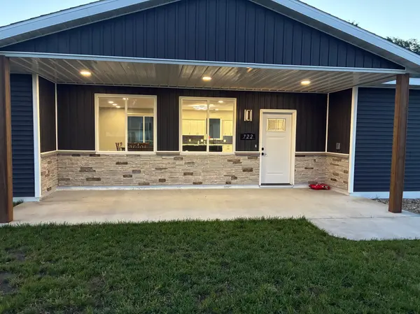 722 Dandrew LN, Detroit Lakes, MN 56501