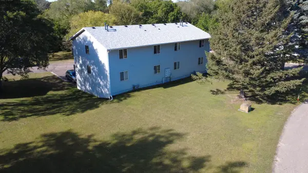 230 Hallam AVE S, Mahtomedi, MN 55115
