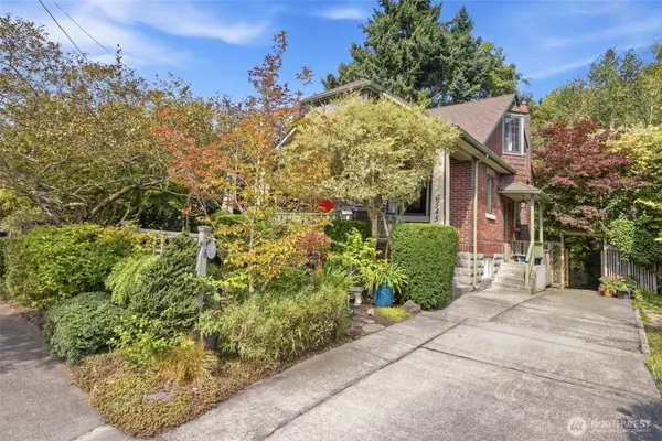 6545 Fauntleroy WAY SW, Seattle, WA 98136