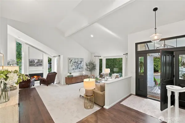 2423 222nd AVE NE, Sammamish, WA 98074