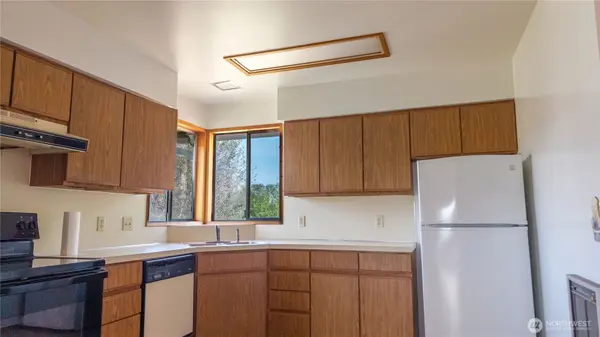 121 SW 121 ST, Tonasket, WA 98855