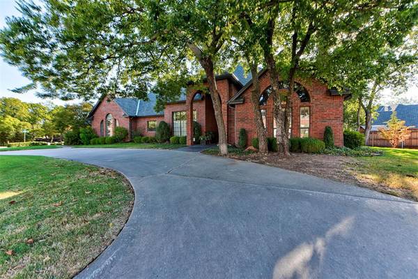 12000 Lorien WAY, Oklahoma City, OK 73170