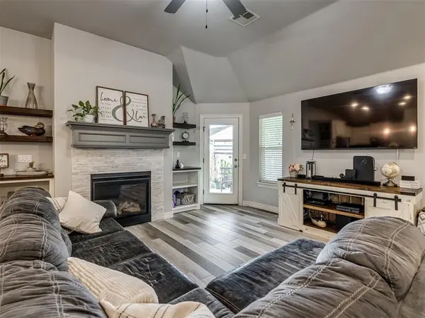 10205 Salt Fork DR, Yukon, OK 73099