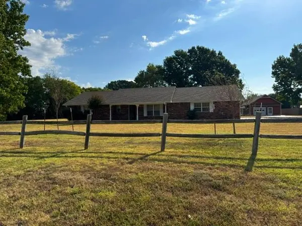 16009 S Rock Creek RD, Shawnee, OK 74801