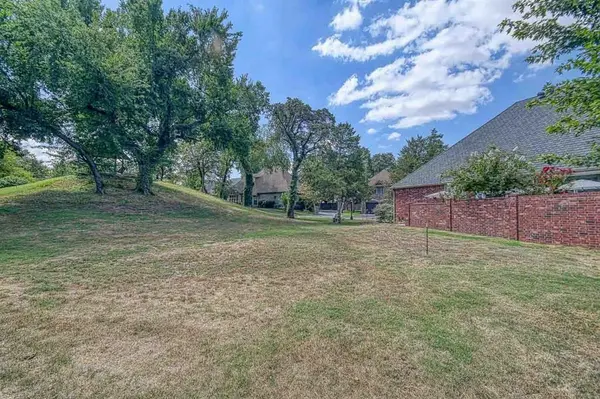 2521 Mcgee DR #5, Norman, OK 73072