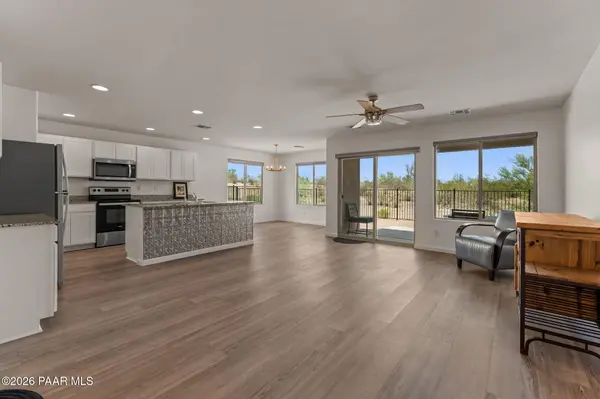 18 W Monte Cristo DR, Wickenburg, AZ 85390