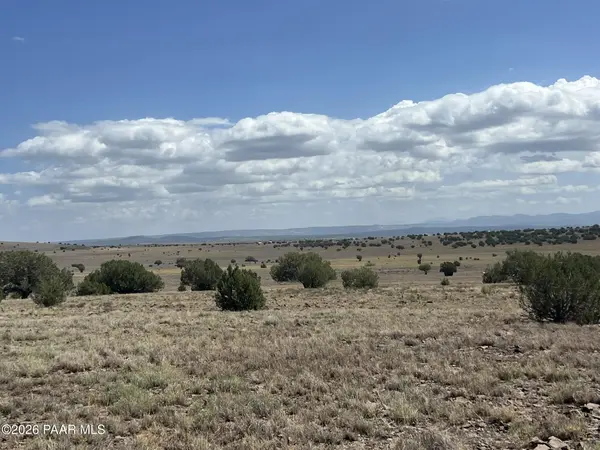 97 Se Off Of Falcon Flight, Ash Fork, AZ 86320