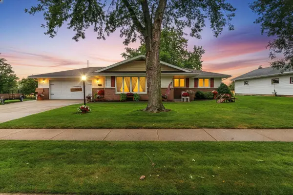 233 E NATIONAL AVE, Brillion, WI 54110