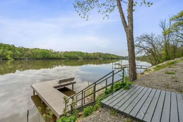 739 PARK ST, Wrightstown, WI 54180-1017