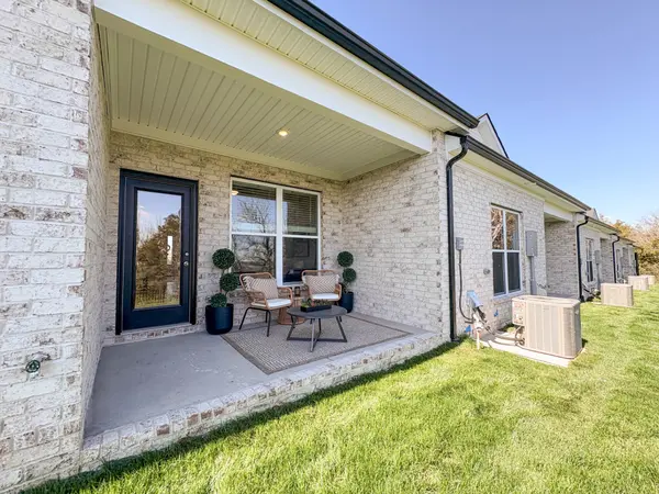 237 Glencrest Drive, Hendersonville, TN 37075