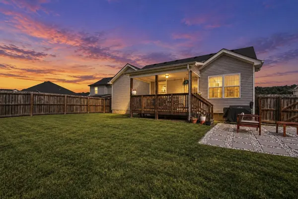 363 Pinkston Ct, Clarksville, TN 37040