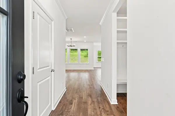 1924 Hildebrand Lane, Columbia, TN 38401