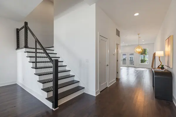 418D 37th Ave #N, Nashville, TN 37209