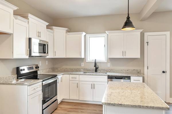 416 Highland Ct, Lebanon, TN 37087
