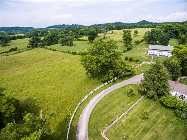 1422 Globe Rd, Lewisburg, TN 37091