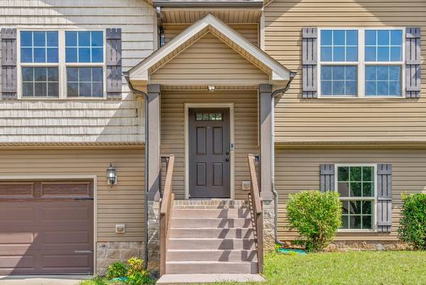 449 Cyprus Ct, Clarksville, TN 37040