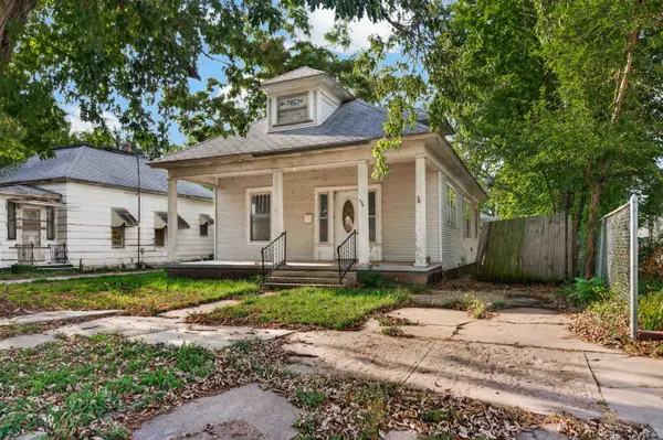 637 E 1st Ave, Hutchinson, KS 67501