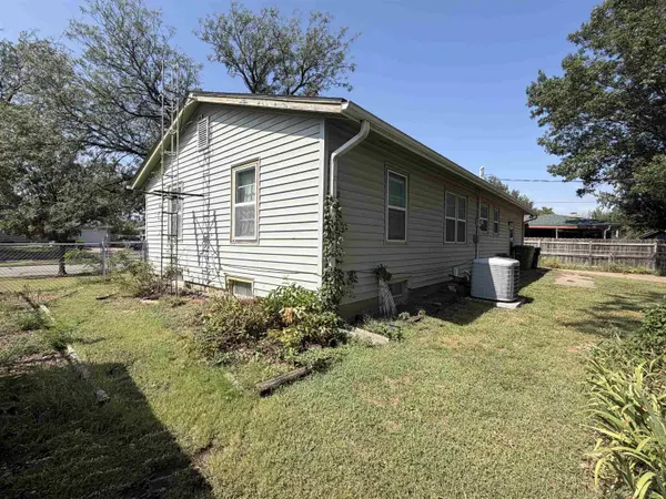 Address not disclosed, Salina, KS 67401