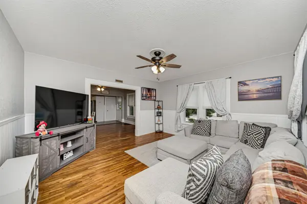 114 E Fifth, Minneapolis, KS 67467