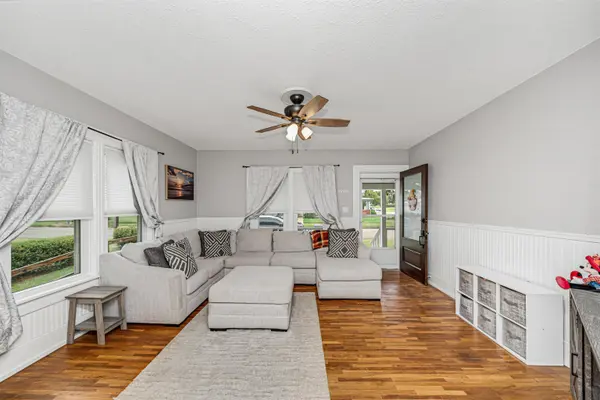 114 E Fifth, Minneapolis, KS 67467