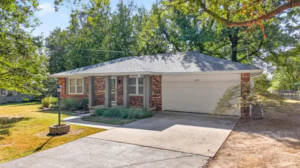 2829 N Oakland AVE, Springfield, MO 65803