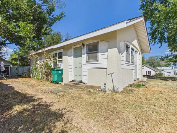 824 W Main ST, Cabool, MO 65689