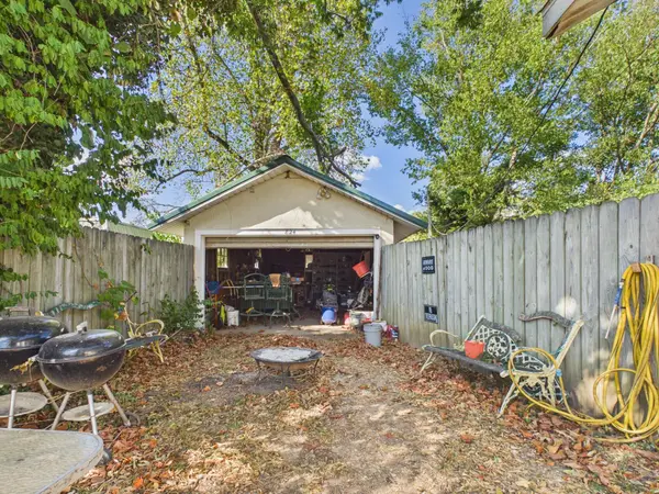 824 W Main ST, Cabool, MO 65689