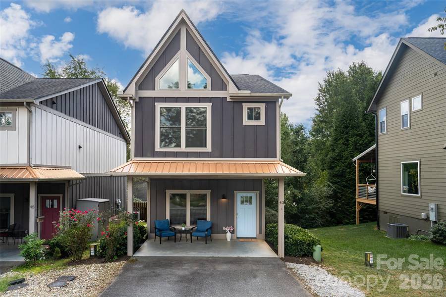 43 Burk ST, Asheville, NC 28806