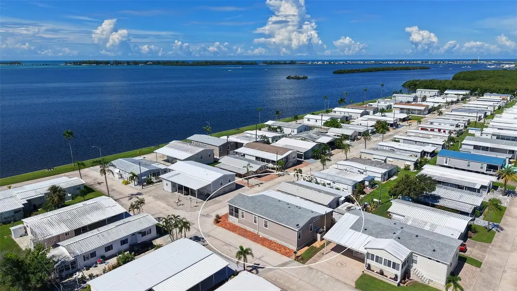 10315 CORTEZ RD W #2F, Bradenton, FL 34210