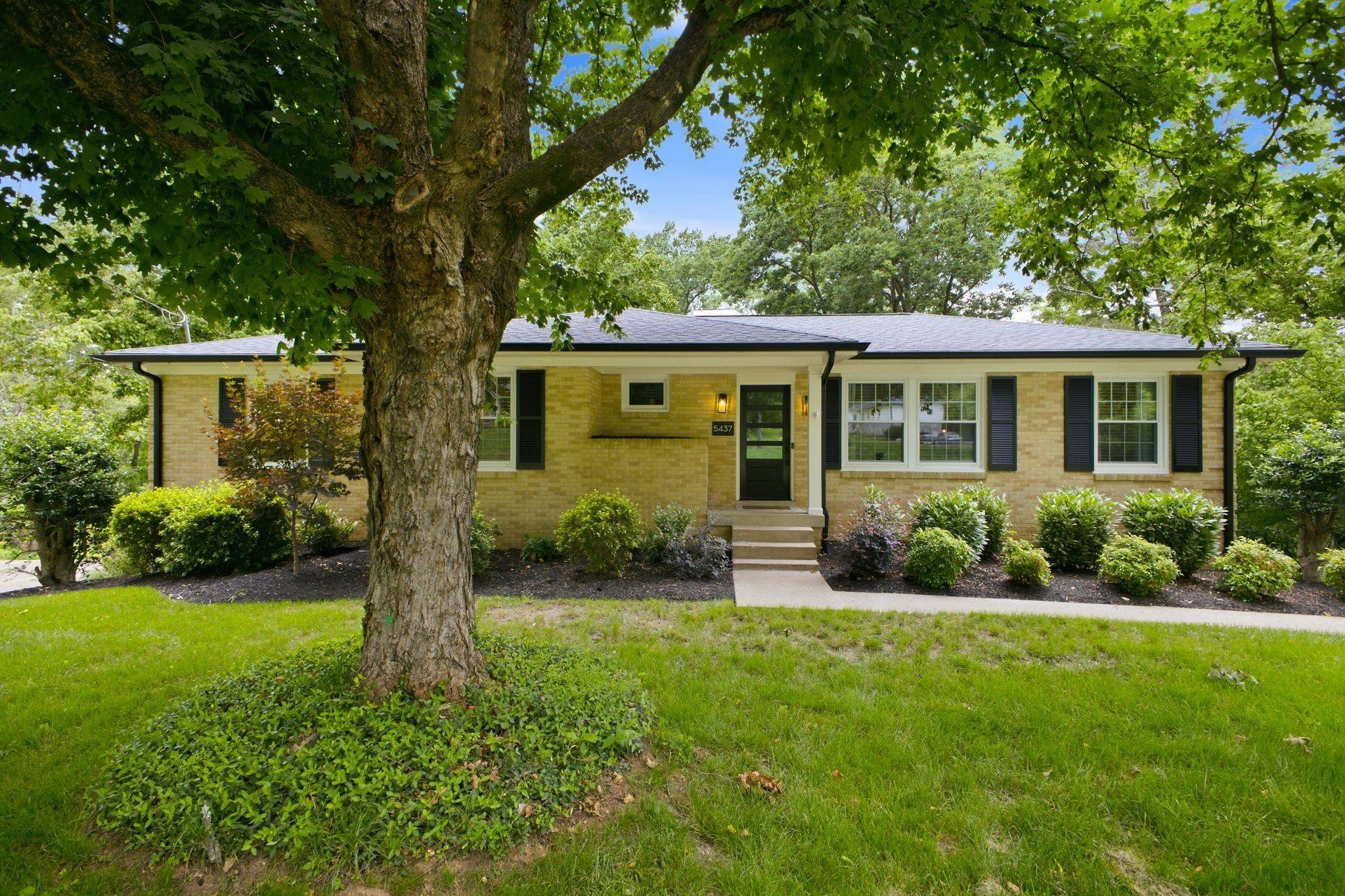 5437 Hill Road Cir, Nashville, TN 37220