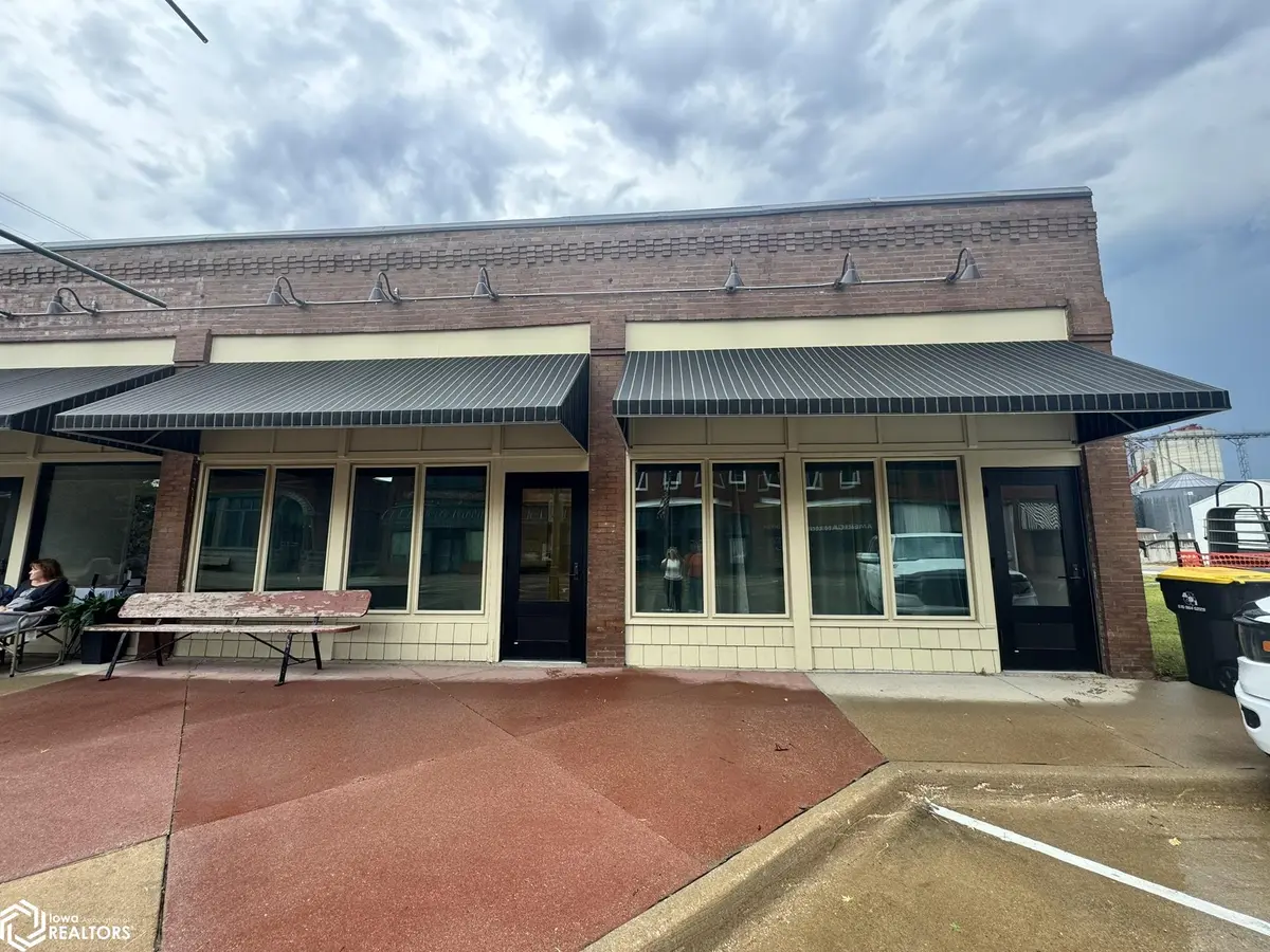 711 Marshall ST, Dexter, IA 50070