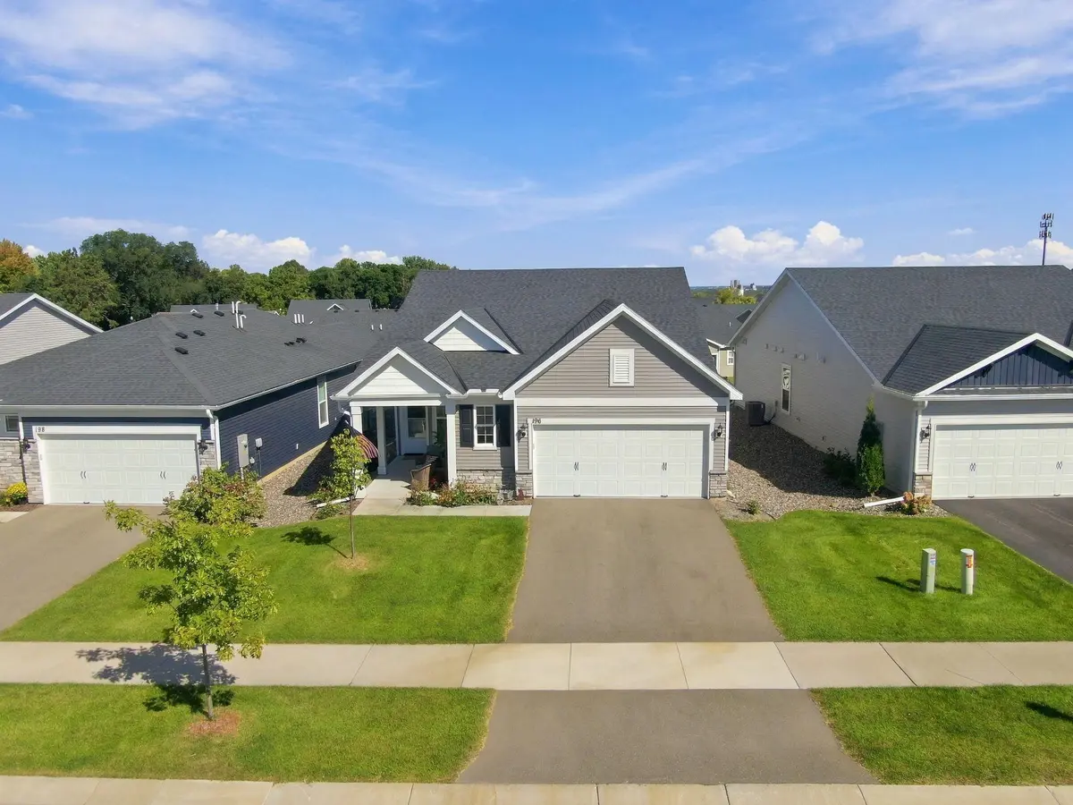 196 Liberty Heights DR, Chaska, MN 55318
