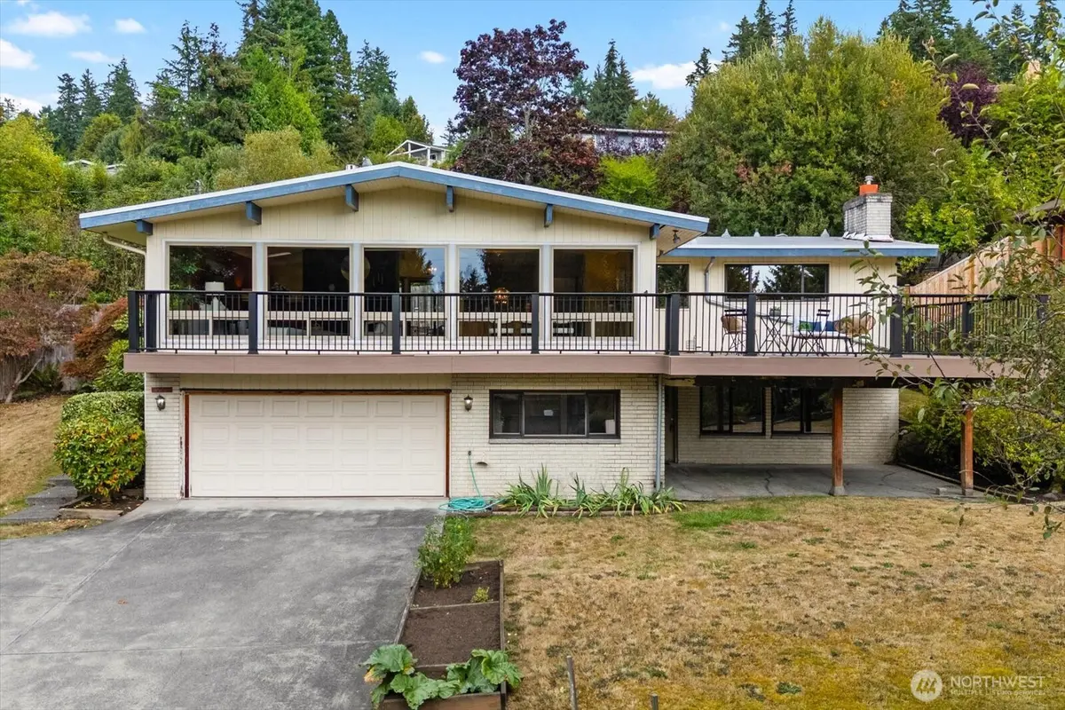 17207 76th AVE W, Edmonds, WA 98026