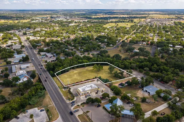 620 E San Antonio ST, Fredericksburg, TX 78624