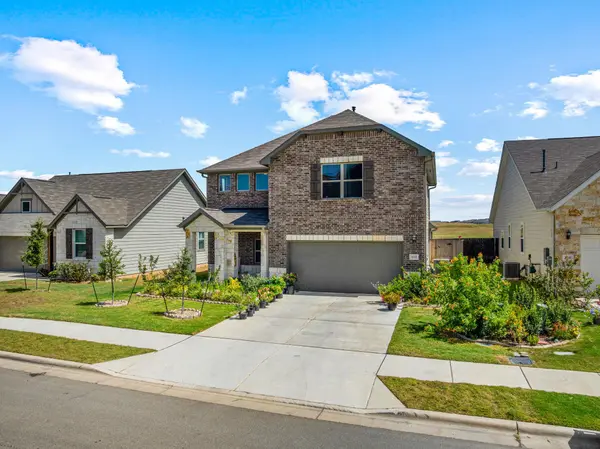110 Palo Brea LOOP, Hutto, TX 78634