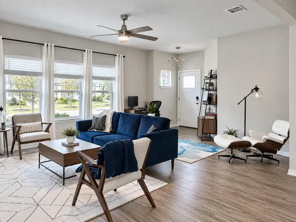 8816 Sikes WAY, Austin, TX 78747