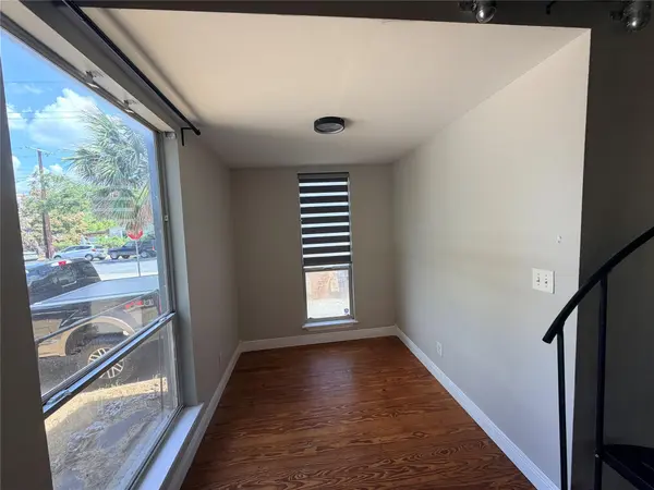 1509 Willow ST, Austin, TX 78702