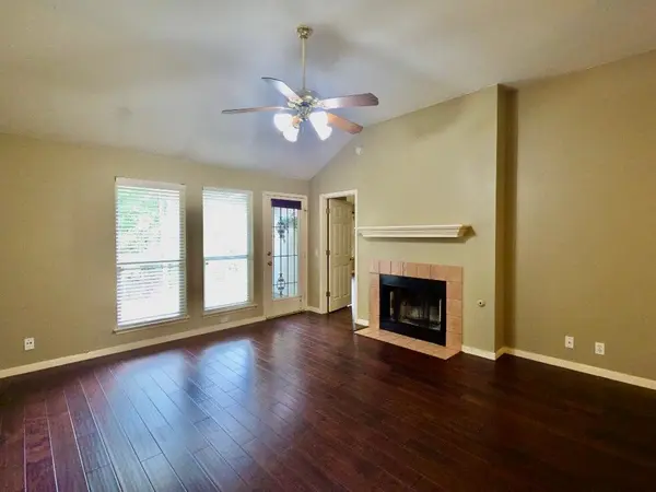 9106 Wellesley DR, Austin, TX 78754