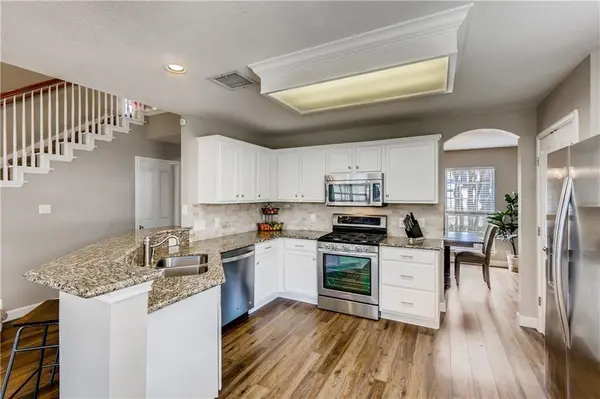 919 Cashew LN, Cedar Park, TX 78613