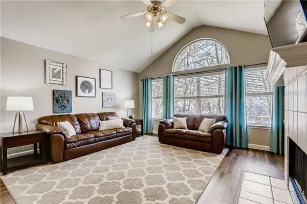 919 Cashew LN, Cedar Park, TX 78613