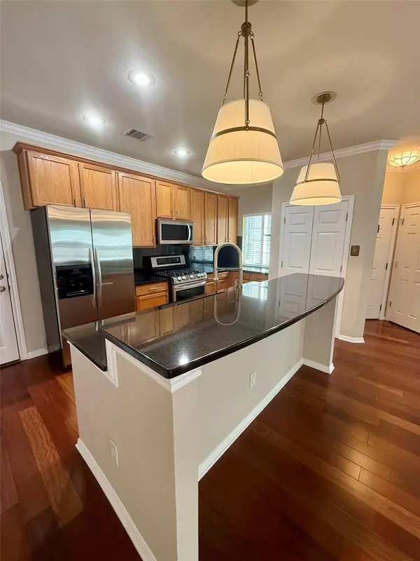 411 W Saint Elmo RD #39, Austin, TX 78745
