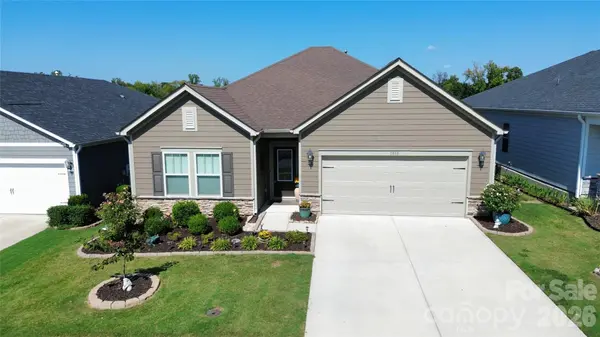1818 Lotus LN, Denver, NC 28037