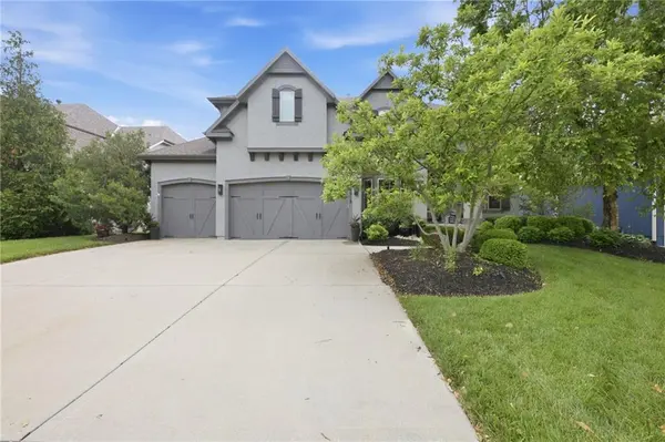 24913 W 98th ST, Lenexa, KS 66227