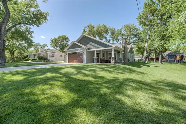 10802 NW 75 ST, Weatherby Lake, MO 64152