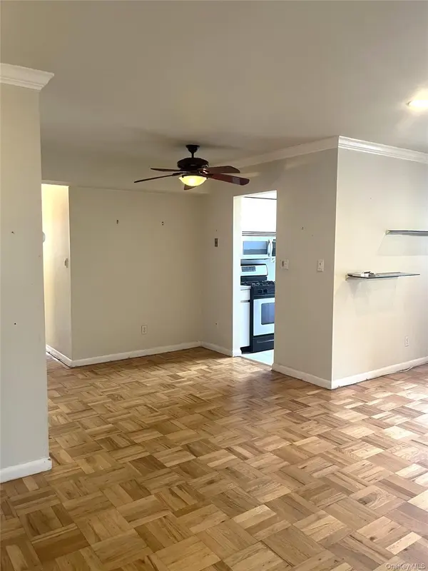 40 Daley PL #127, Lynbrook, NY 11563