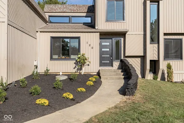 120 Wesley CIR, Noblesville, IN 46062